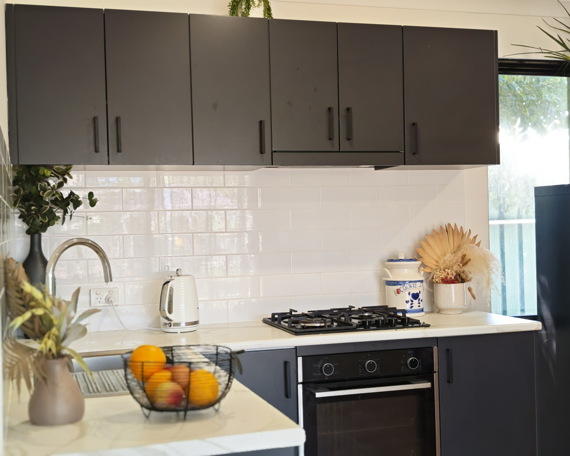 2 bedrooms unit with room to extend with a 3rd room